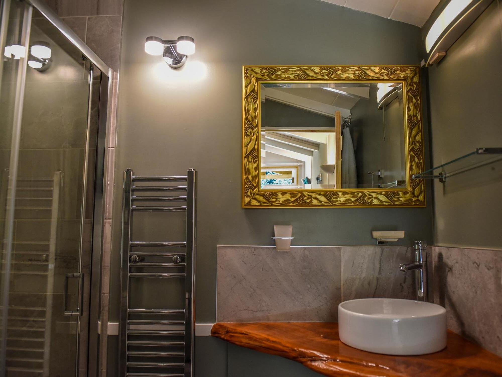 Ward Avenue B&B Каус Экстерьер фото